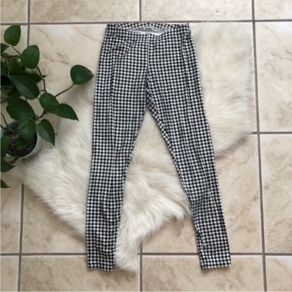 Old Navy Pants - Old Navy Plaid Leggings